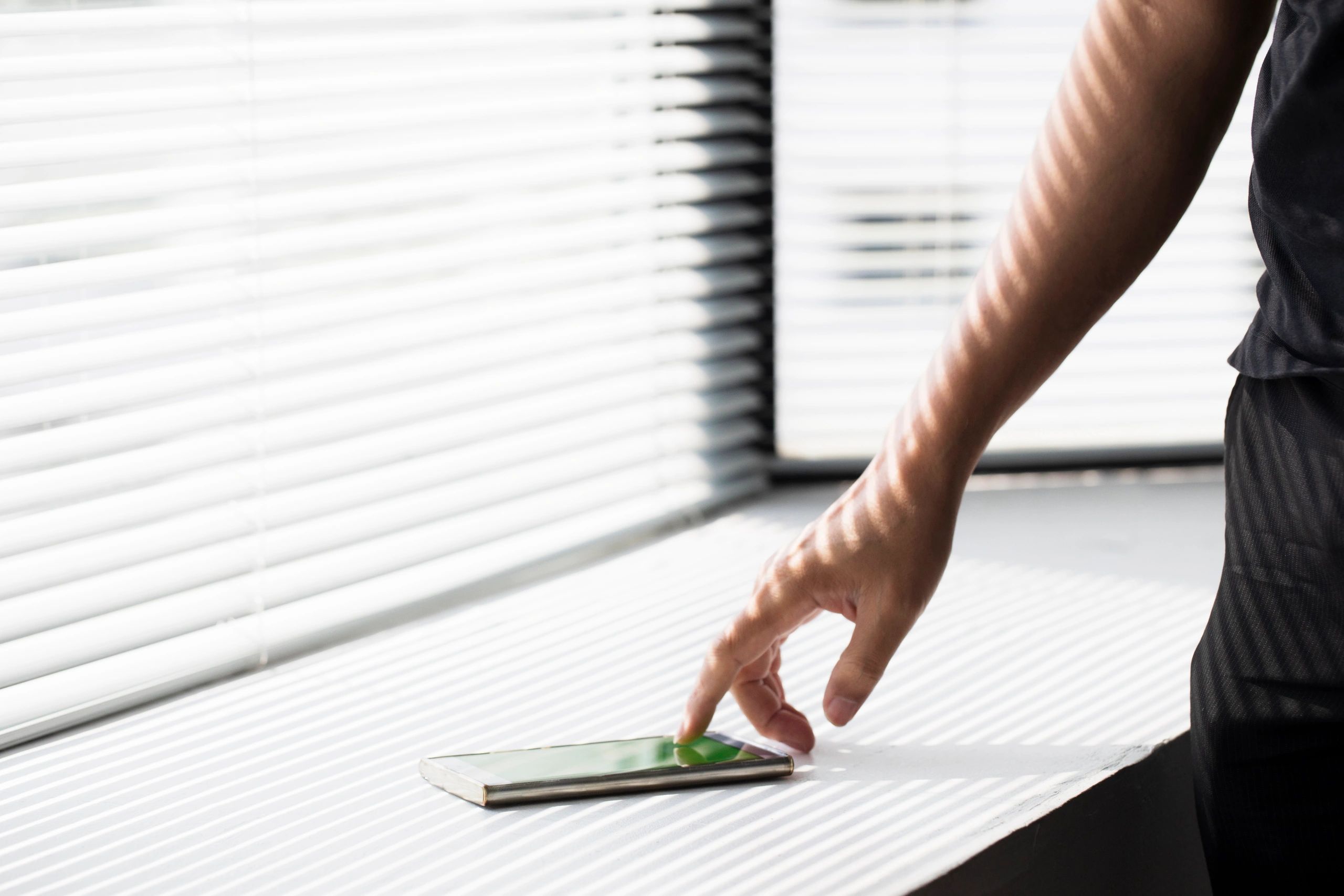 Smartphone delivery and order fulfillment